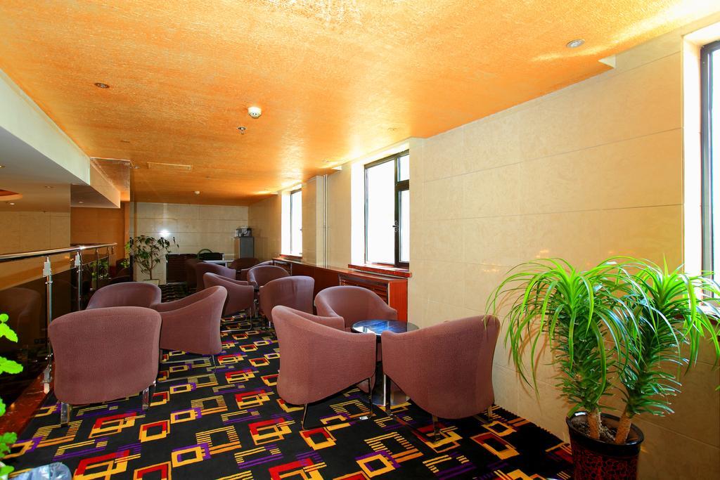 Capital Airport International Hotel Shunyi Екстериор снимка