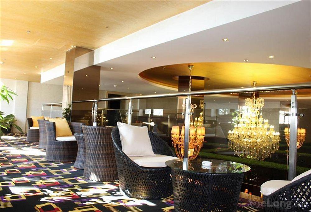 Capital Airport International Hotel Shunyi Екстериор снимка