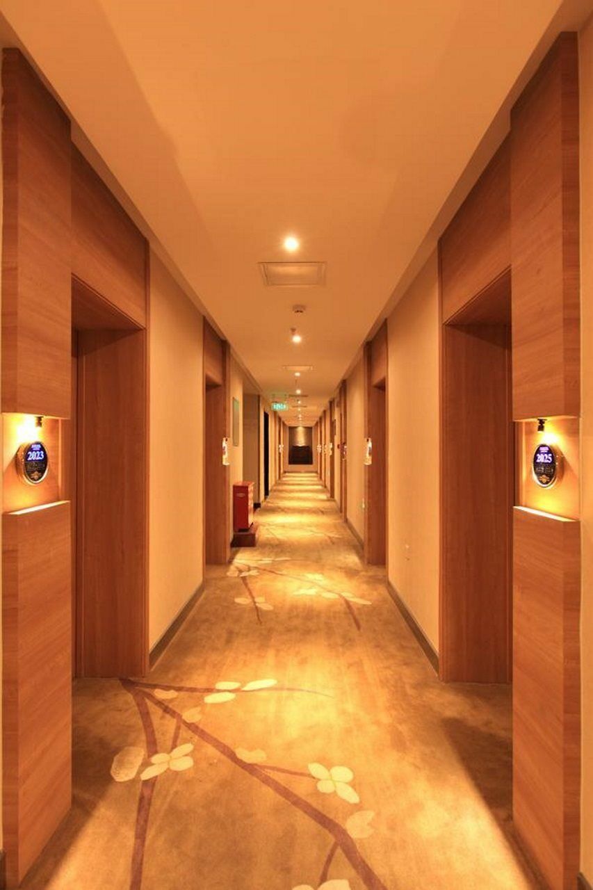 Capital Airport International Hotel Shunyi Екстериор снимка