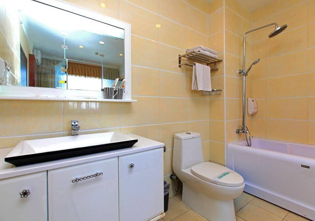 Capital Airport International Hotel Shunyi Екстериор снимка